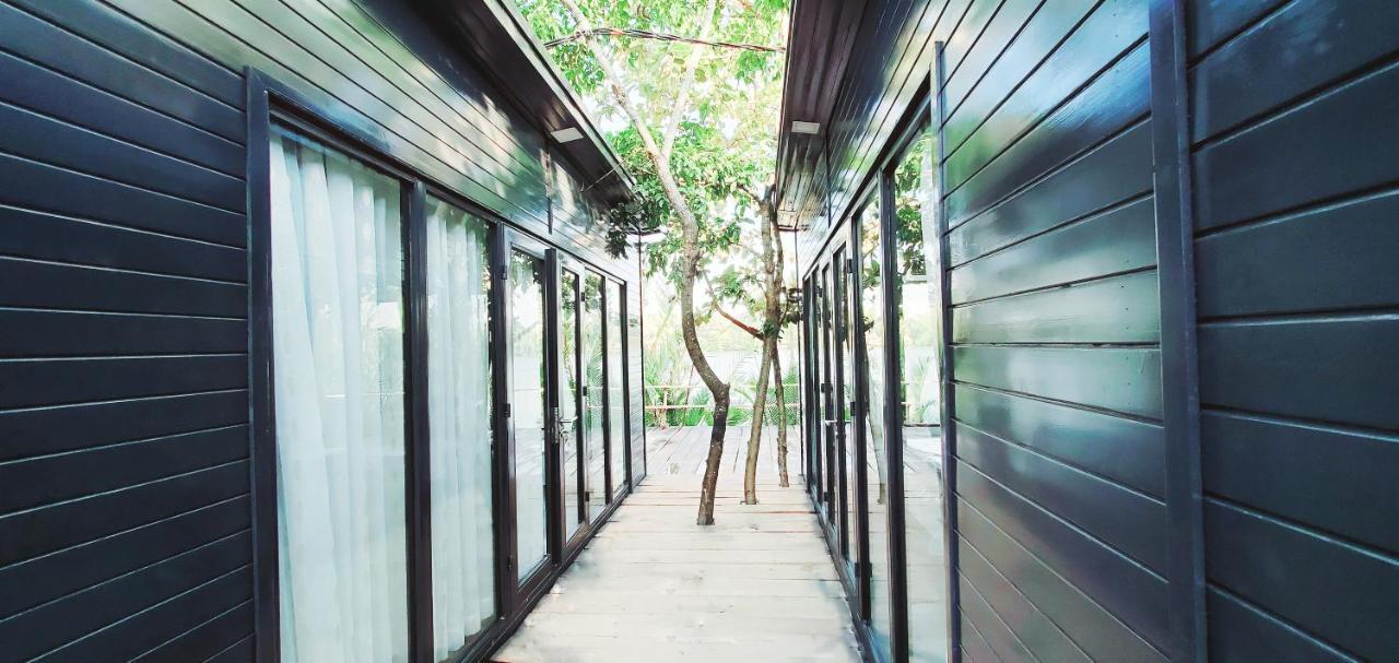 Kampot Riverfront Boutique Екстер'єр фото