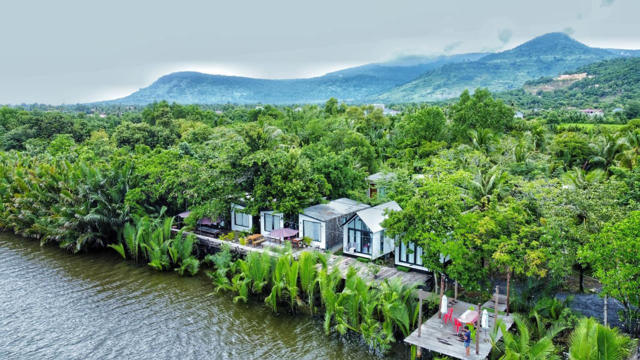 Kampot Riverfront Boutique Екстер'єр фото