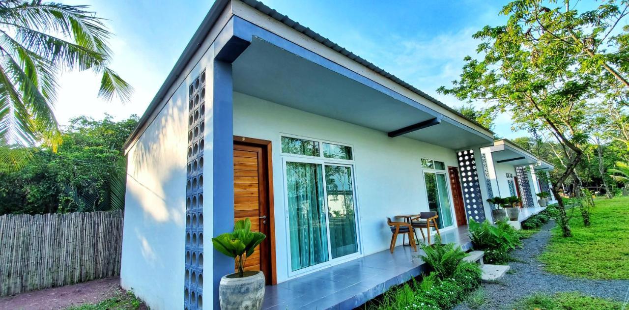 Kampot Riverfront Boutique Екстер'єр фото