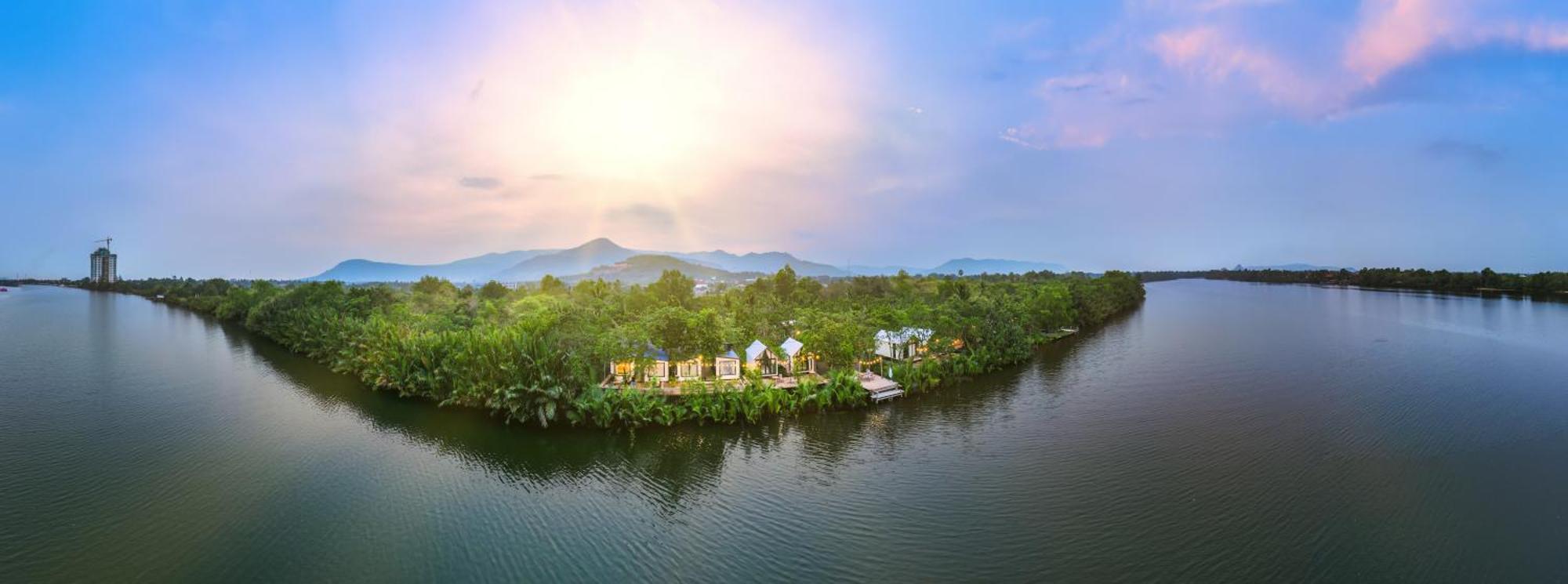 Kampot Riverfront Boutique Екстер'єр фото