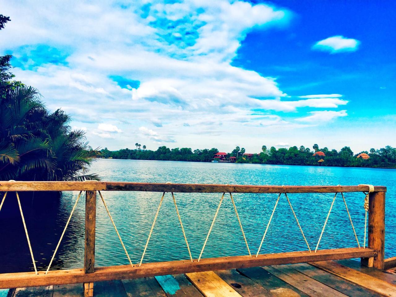 Kampot Riverfront Boutique Екстер'єр фото