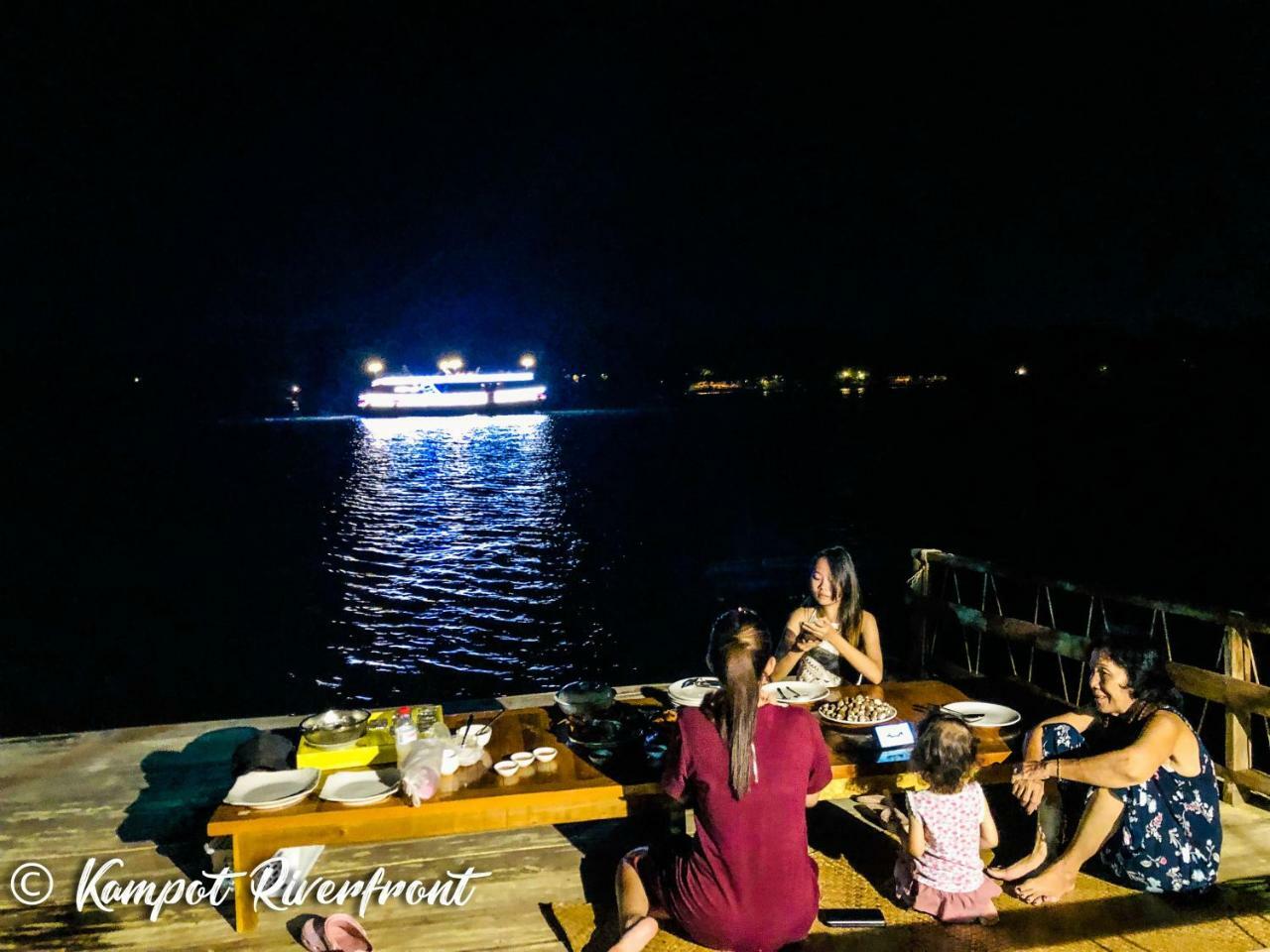 Kampot Riverfront Boutique Екстер'єр фото