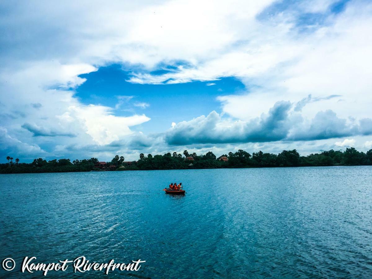 Kampot Riverfront Boutique Екстер'єр фото
