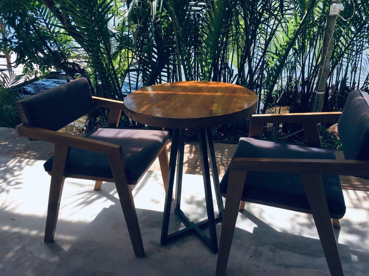Kampot Riverfront Boutique Екстер'єр фото